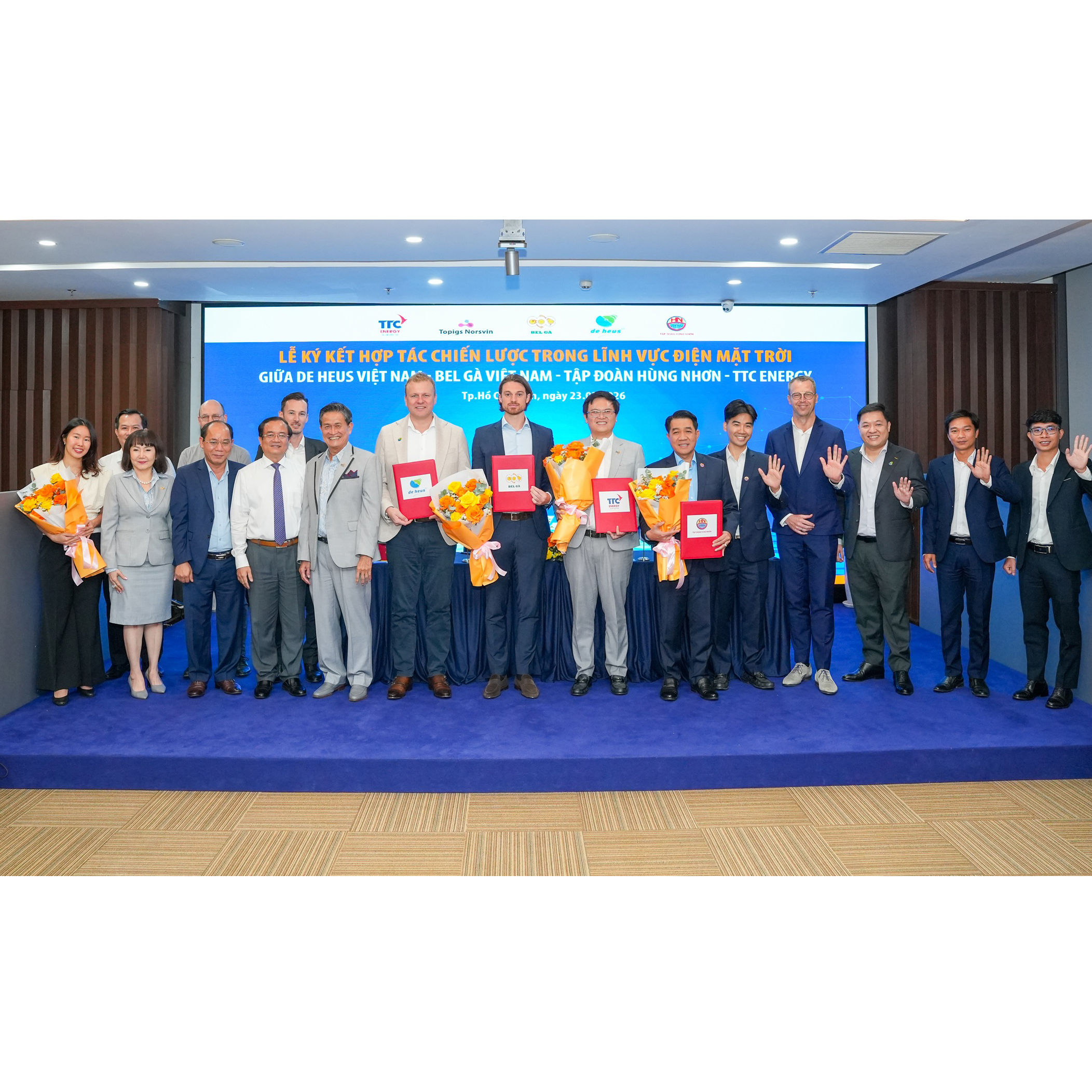 TTC Energy - Hùng Nhơn - De Heus - Bel Gà: Bắt tay phát triển điện mặt trời