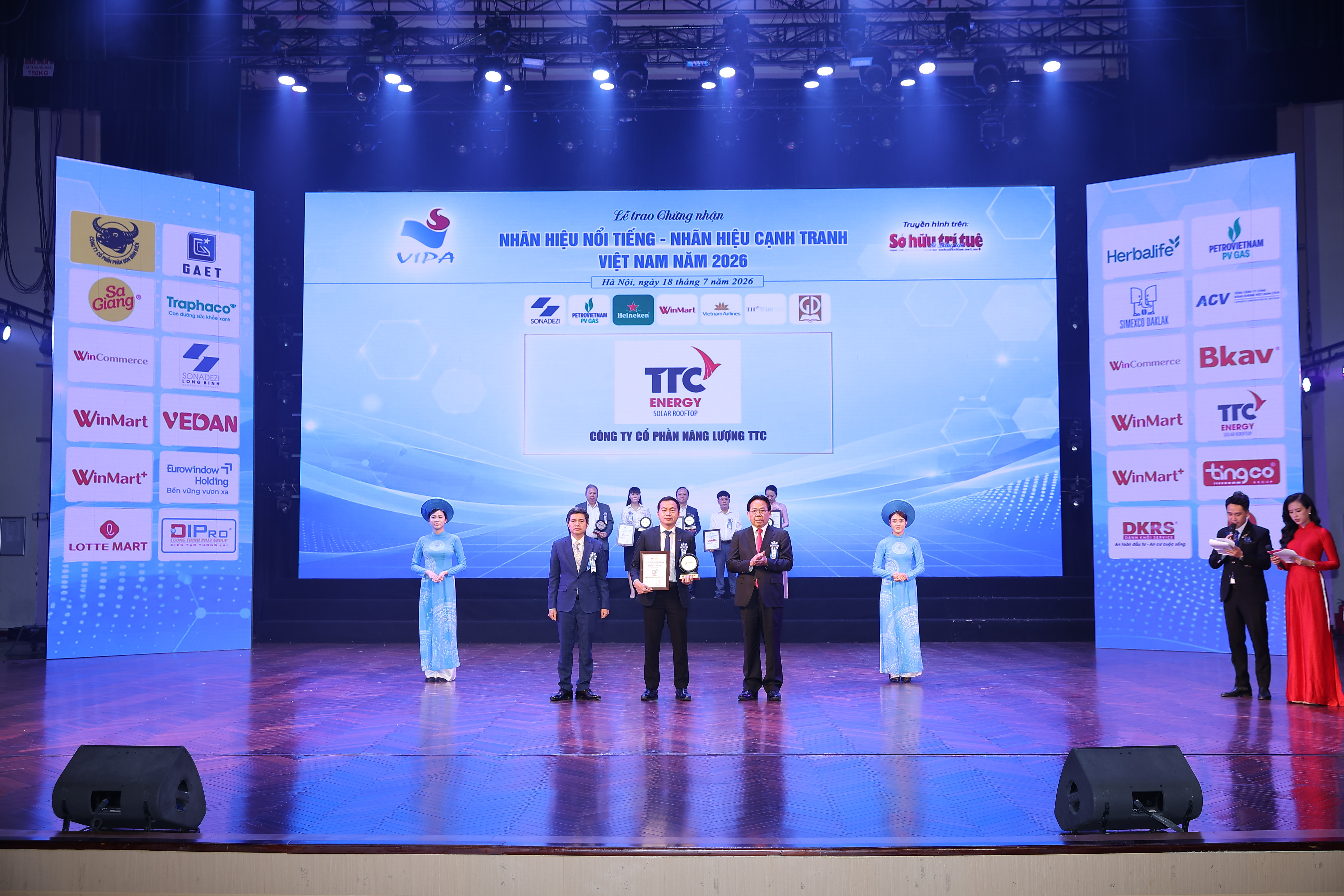 TTC Energy được vinh danh Top 50 Nhãn hiệu Nổi tiếng Việt Nam 2026 - khẳng định vị thế thương hiệu năng lượng sạch